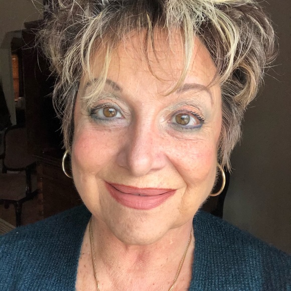 Top 10% Seller!  Fast Shipper!  4.9 Rating! - Picture 2 of 2